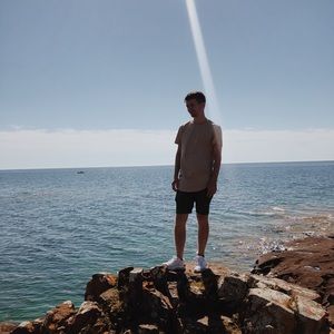 Meet your Posher, Damin